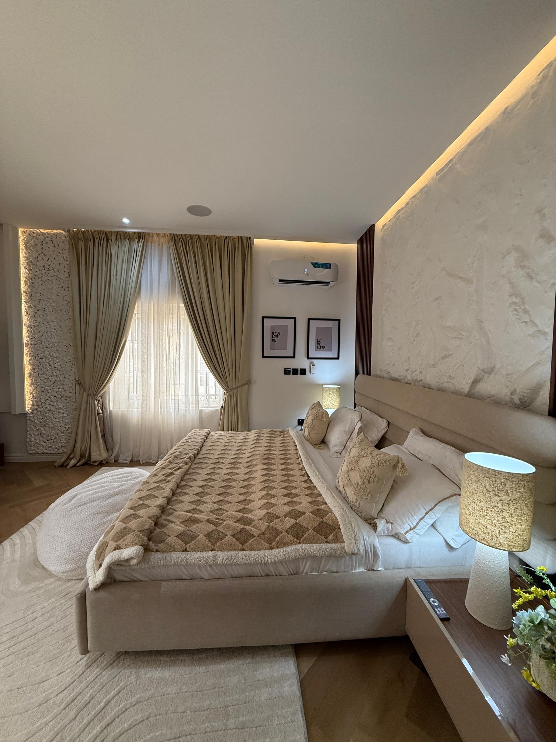 UZYHOMES Brand Essence